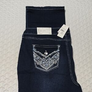 Women's Blue Jeans with Embellished Pocket